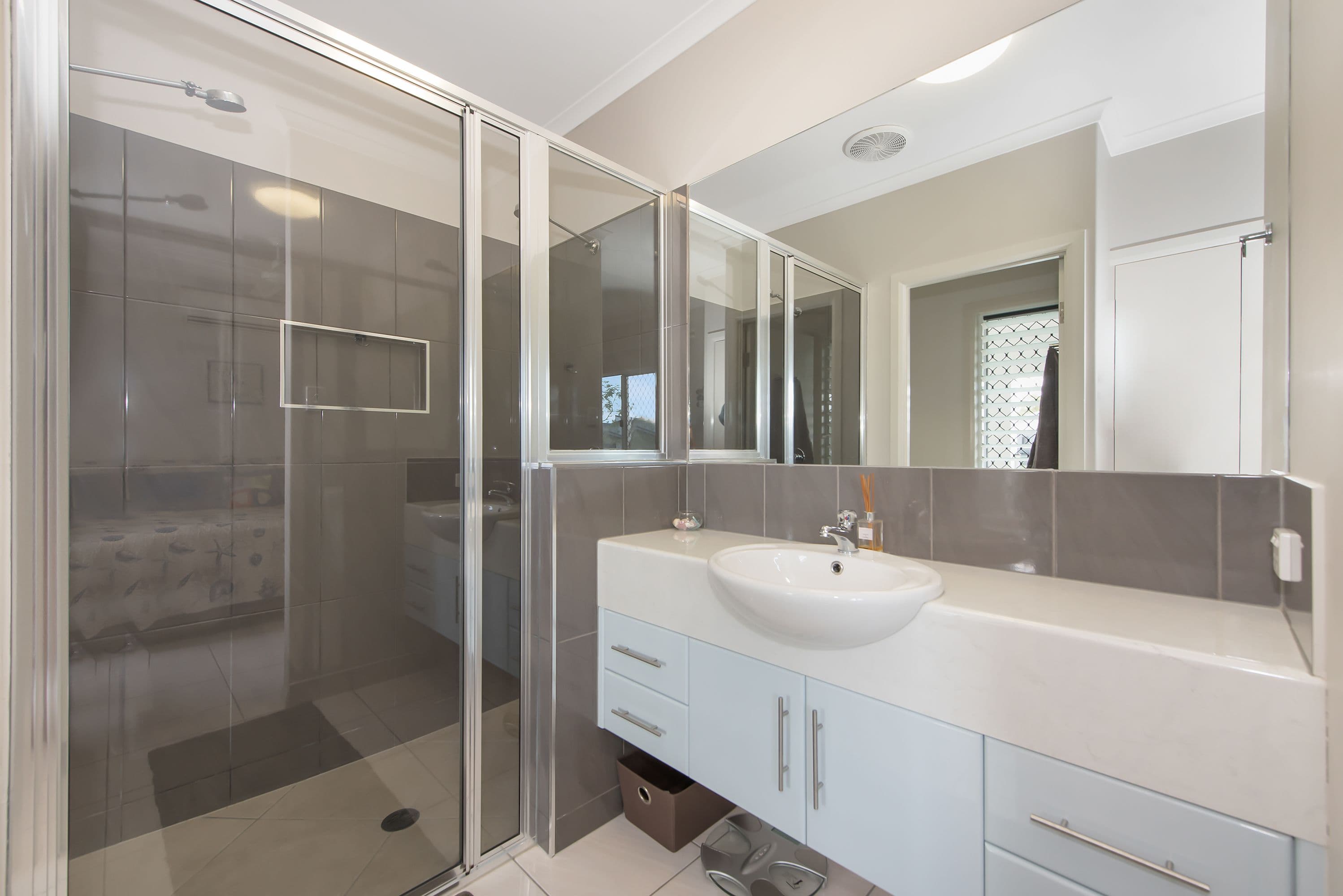 3 Izaro Circuit, Burdell QLD 4818, Burdell - Thumbnail 6