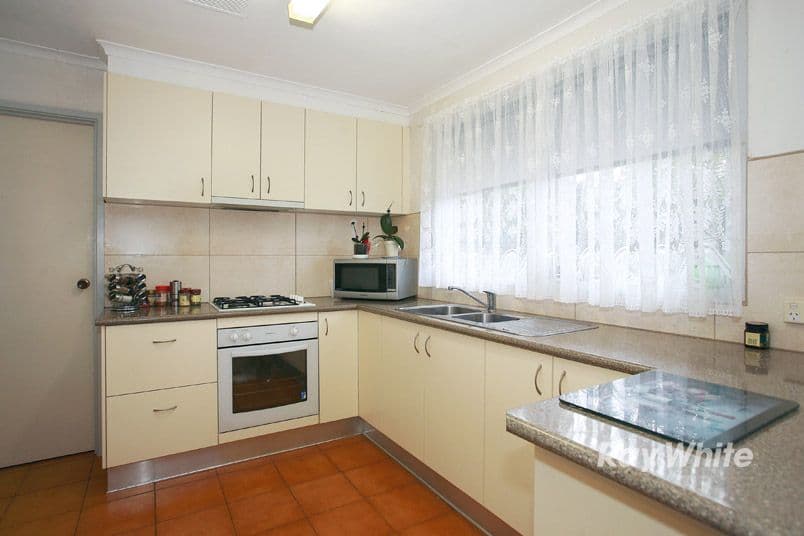 20 Bellarine Court, KEYSBOROUGH VIC 3173, Keysborough - Thumbnail 6
