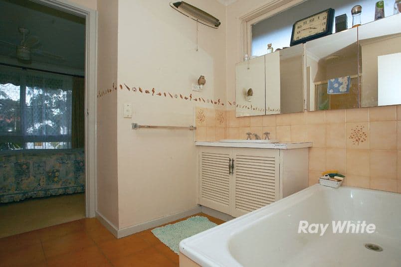 20 Bellarine Court, KEYSBOROUGH VIC 3173, Keysborough - Thumbnail 8
