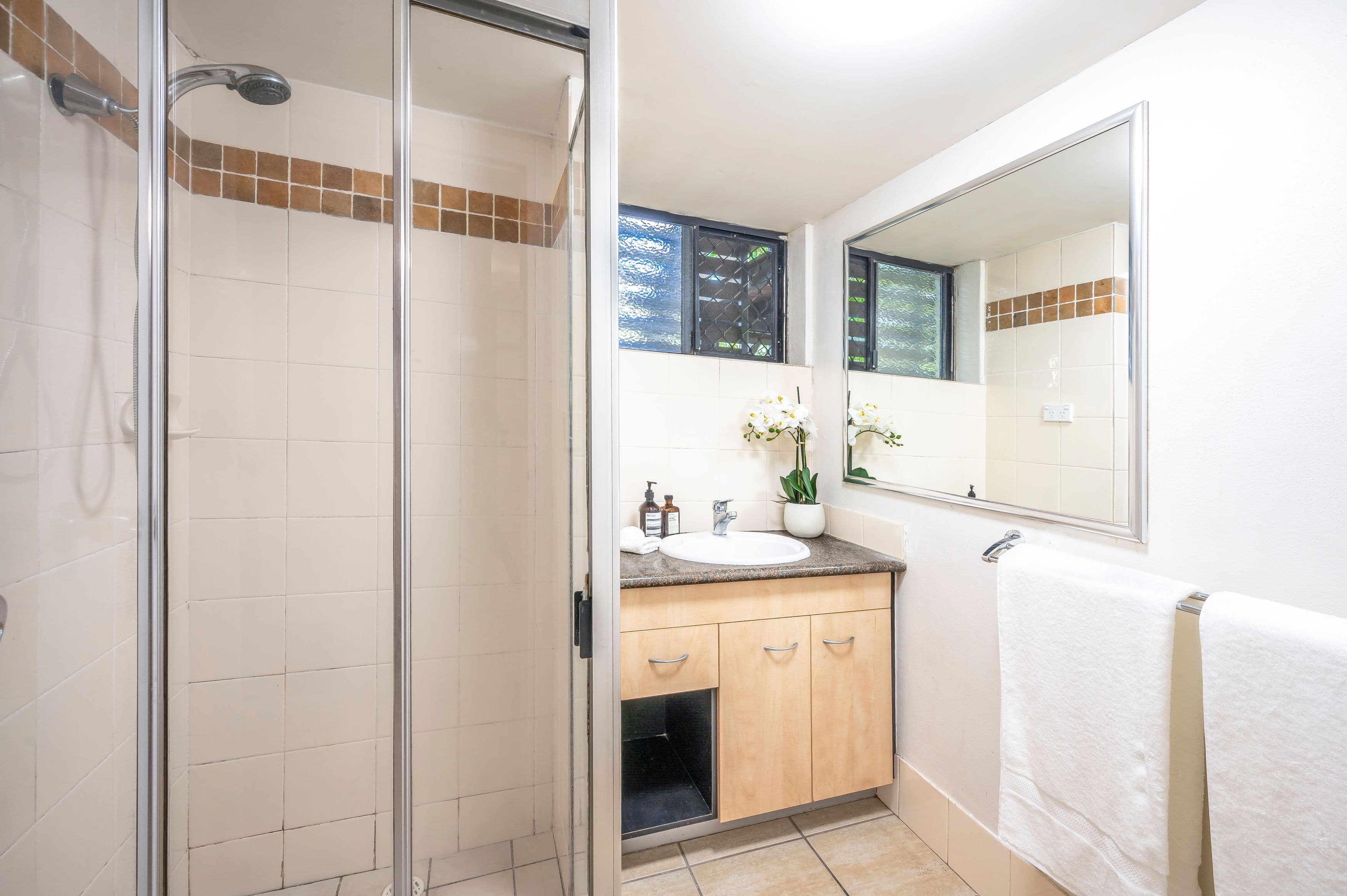 25 Collins Street, Clayfield QLD 4011, Clayfield - Thumbnail 5