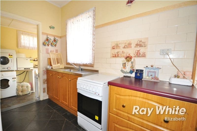 9 Underdown Road, ELIZABETH SOUTH SA 5112, Elizabeth South - Thumbnail 6
