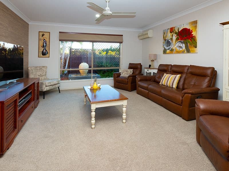 6 Flordabelle Place, Heritage Park QLD 4118, Heritage Park - Thumbnail 2