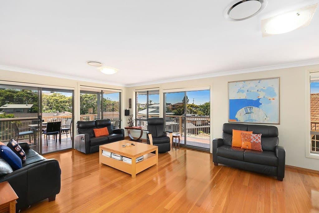 21 Bluewave Crescent, Forresters Beach - Thumbnail 3