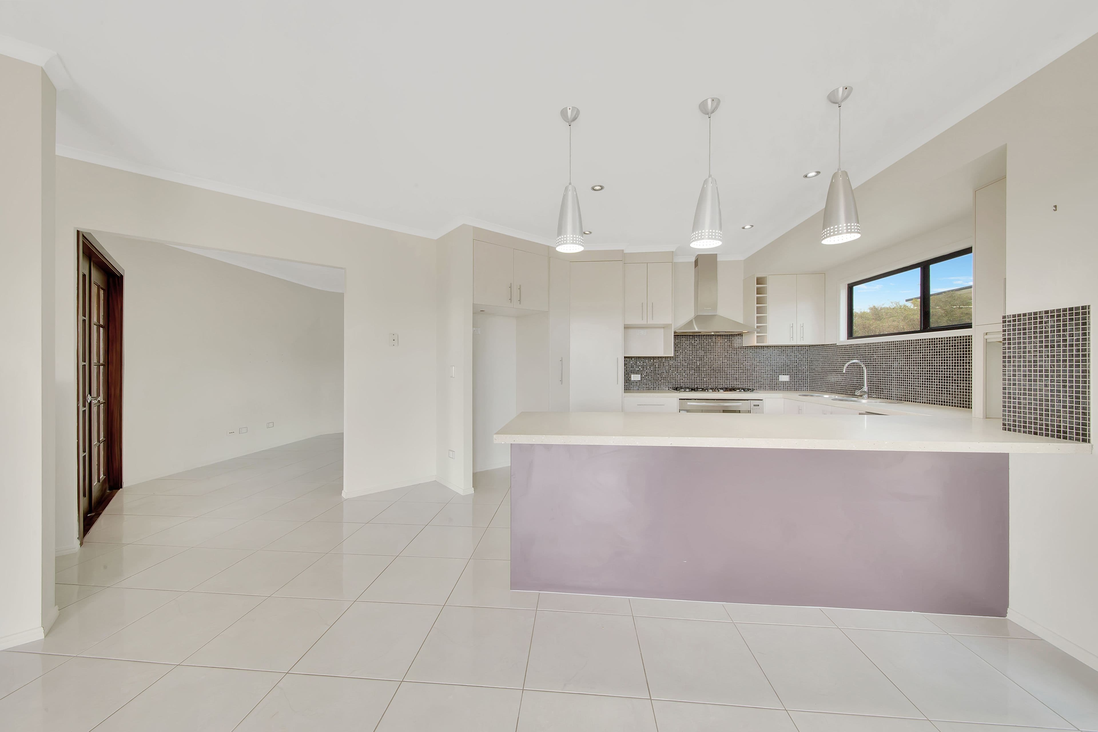 5 Bauhinia Street, Boyne Island QLD 4680, Boyne Island - Thumbnail 2