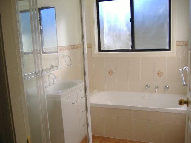 1-3 Giugni Place, YOUNG NSW 2594, Young - Thumbnail 5