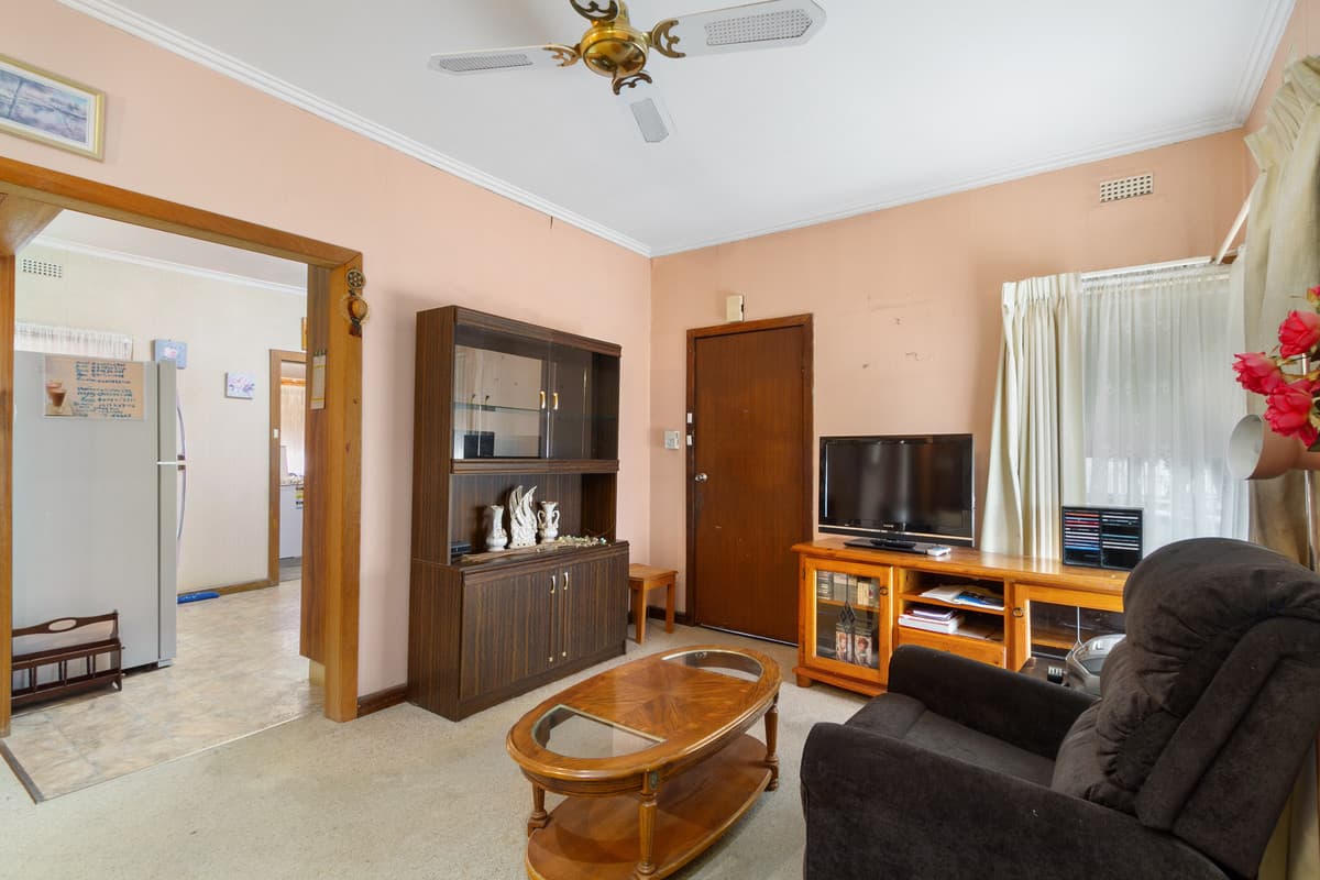 49 Comans Street, Morwell VIC 3840, Morwell - Thumbnail 5