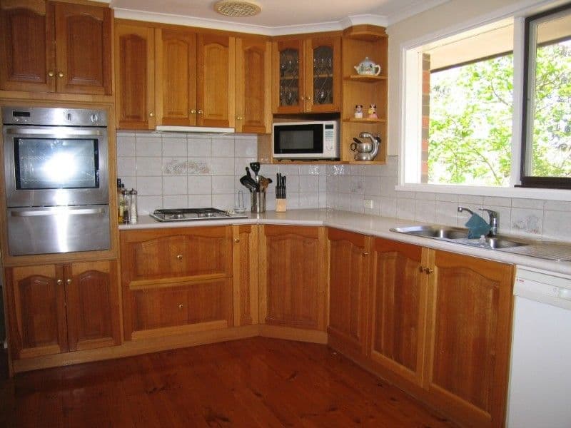 10 Florence Avenue, UPWEY VIC 3158, Upwey - Thumbnail 2