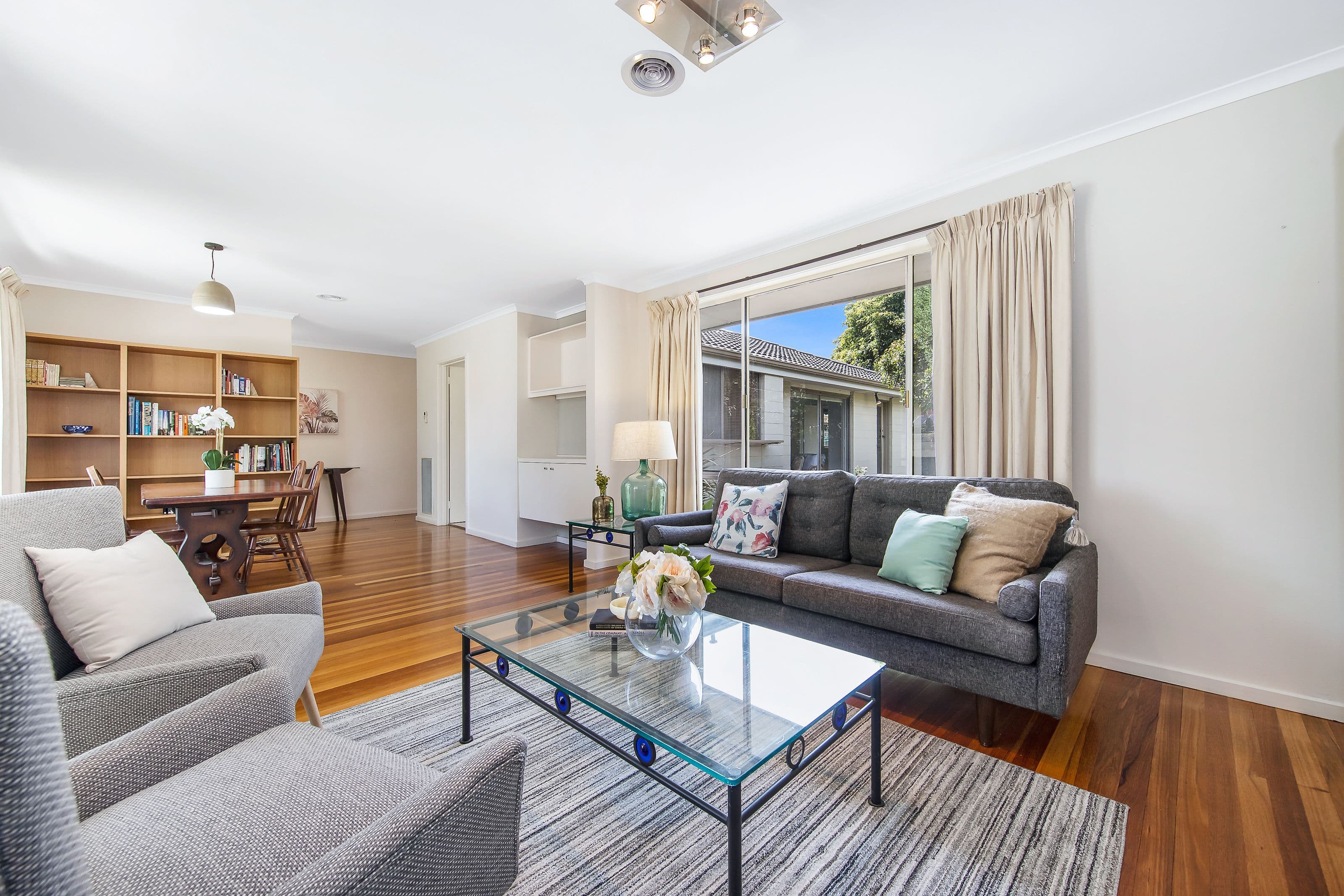 9 Northam Street, Glen Waverley VIC 3150, Glen Waverley - Thumbnail 2