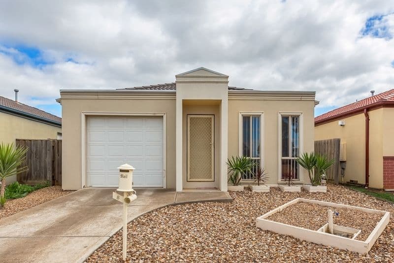 8 Gunsynd Mews, Kurunjang VIC 3337, Kurunjang - Image 1