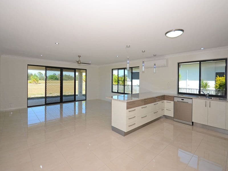 53 Barramundi Drive, BURRUM HEADS QLD 4659, Burrum Heads - Thumbnail 4