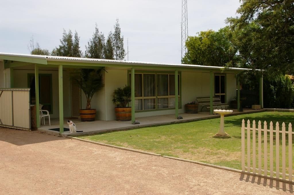 26 Blyth Terrace, MOONTA SA 5558, Moonta - Thumbnail 2