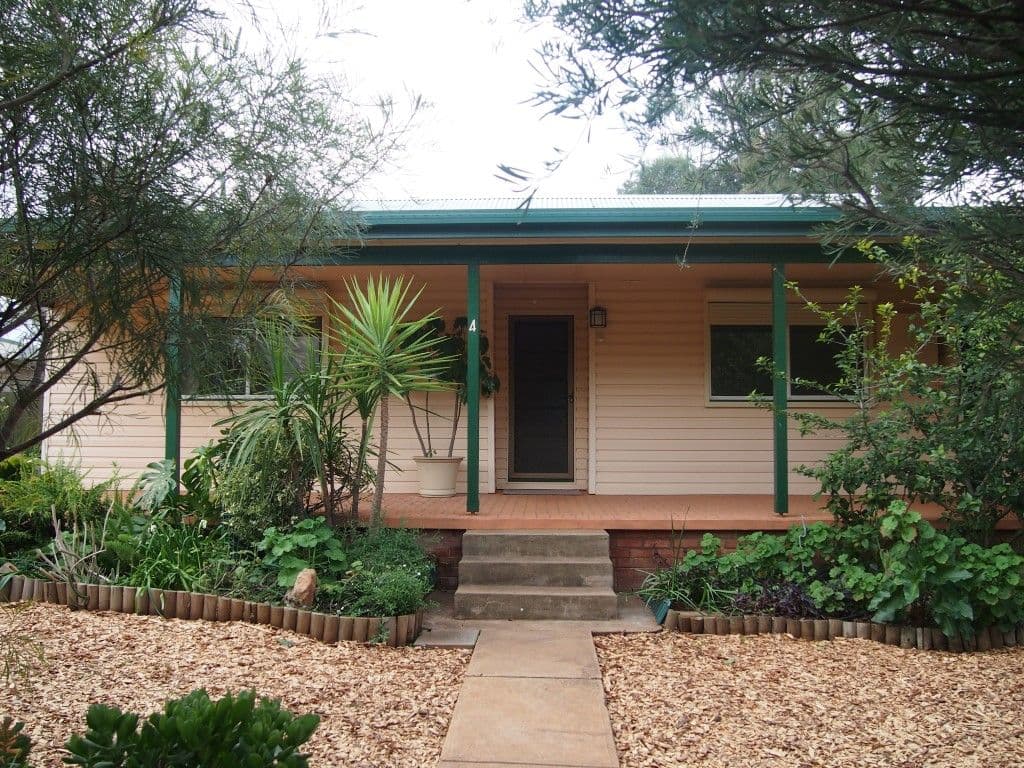 4 Reid Street, PARKES NSW 2870, Parkes - Image 1