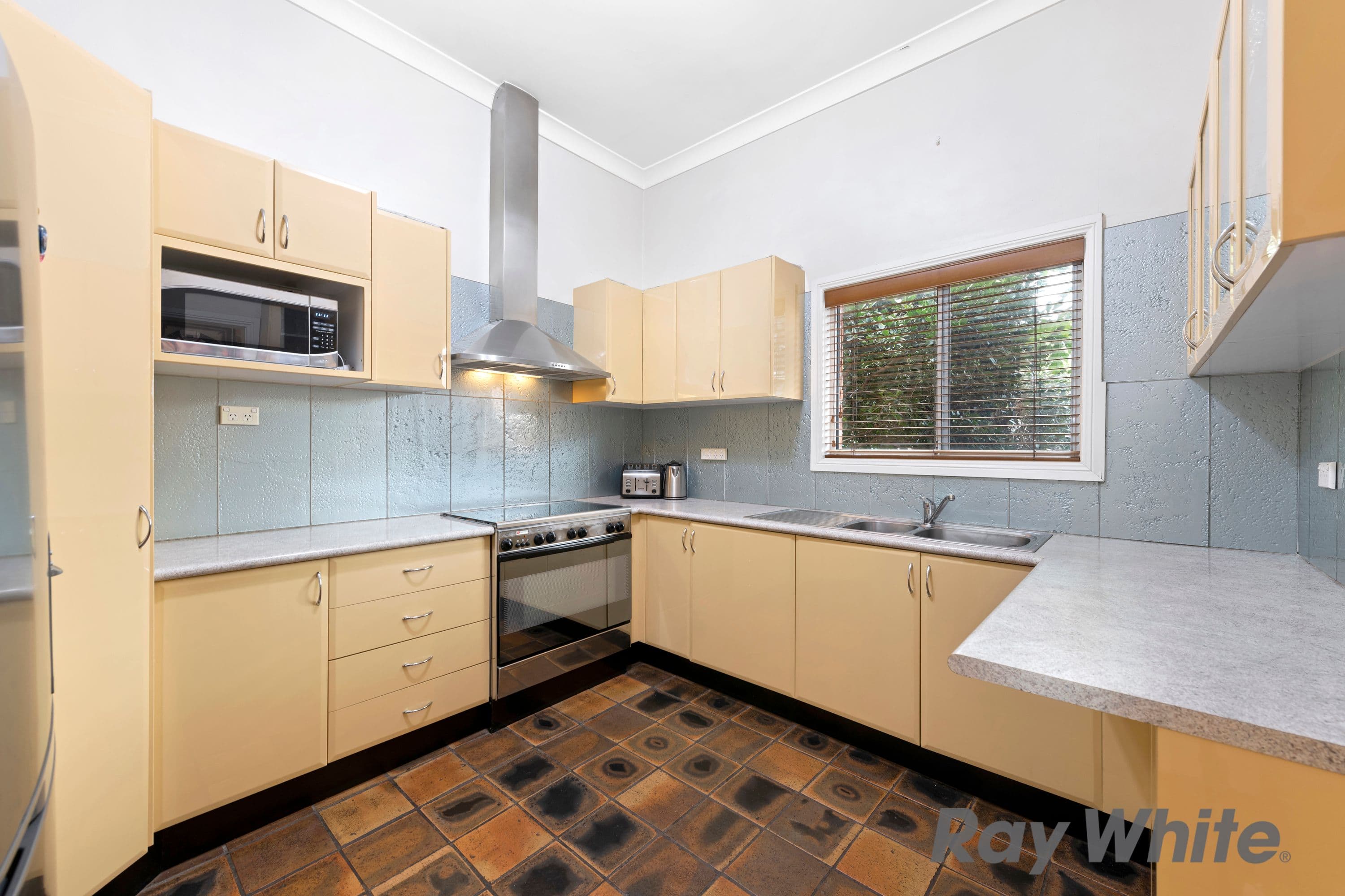 14 Daisy Street, Roselands NSW 2196, Roselands - Thumbnail 8