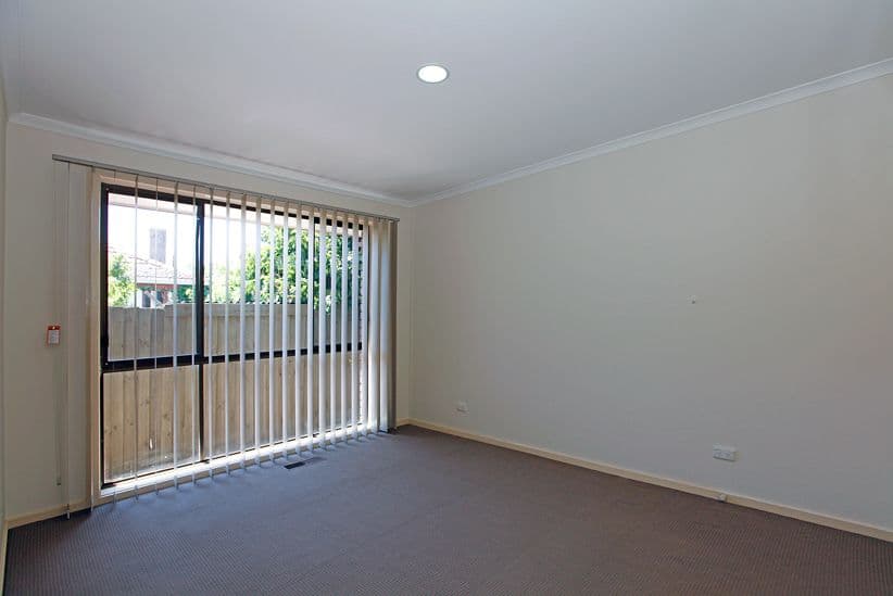 27 Derrick Street, LALOR VIC 3075, Lalor - Thumbnail 3