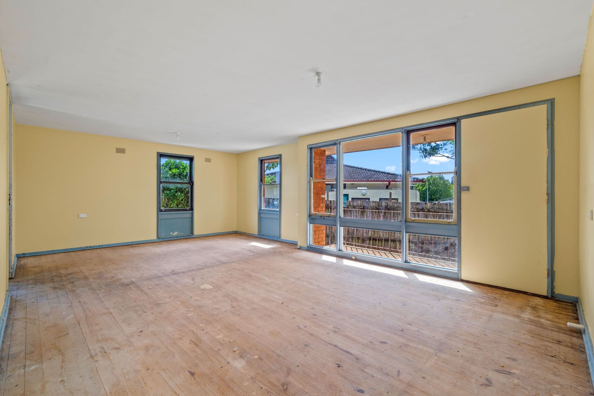 12 Yarrawin Way, Airds NSW 2560, Airds - Thumbnail 2