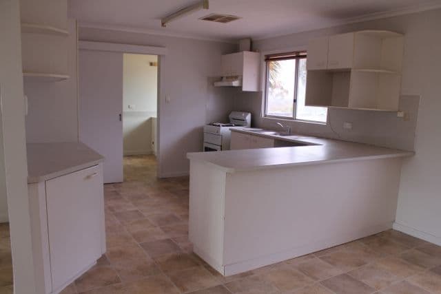 6 Mason Street, KAMBALDA EAST WA 6442, Kambalda East - Thumbnail 3