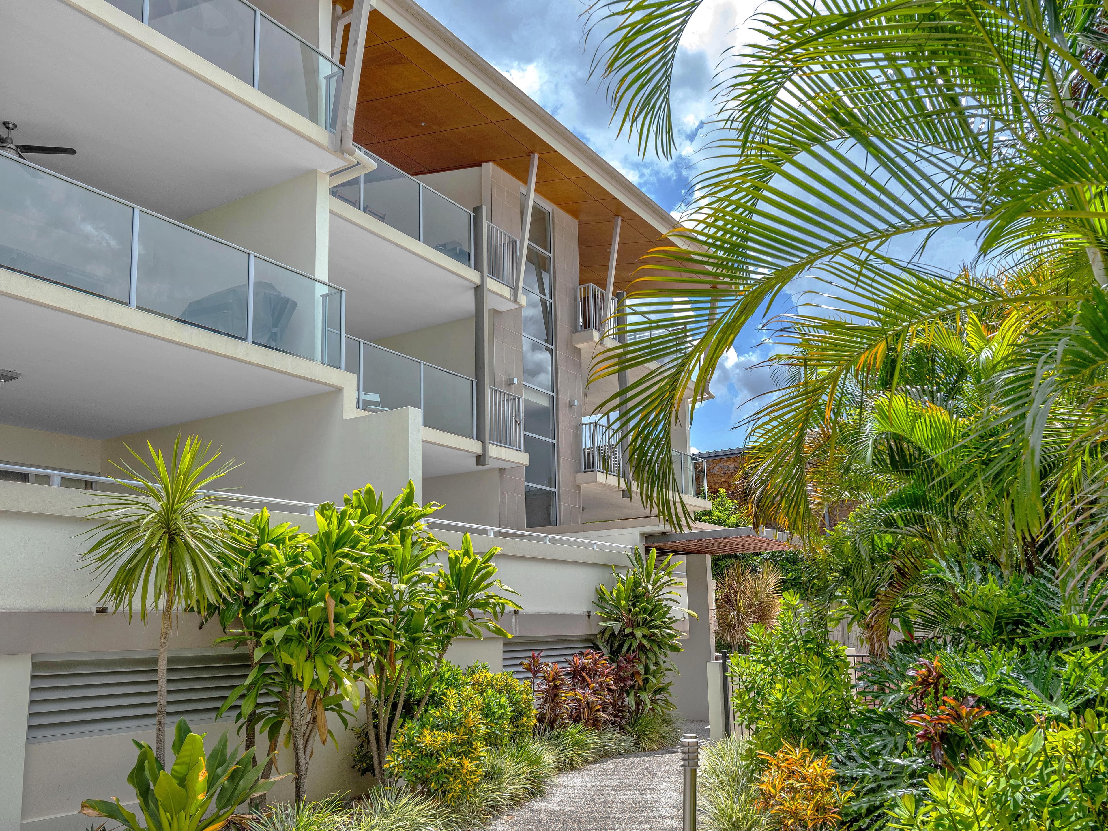 86 Pembroke Road, Coorparoo QLD 4151, Coorparoo - Thumbnail 2