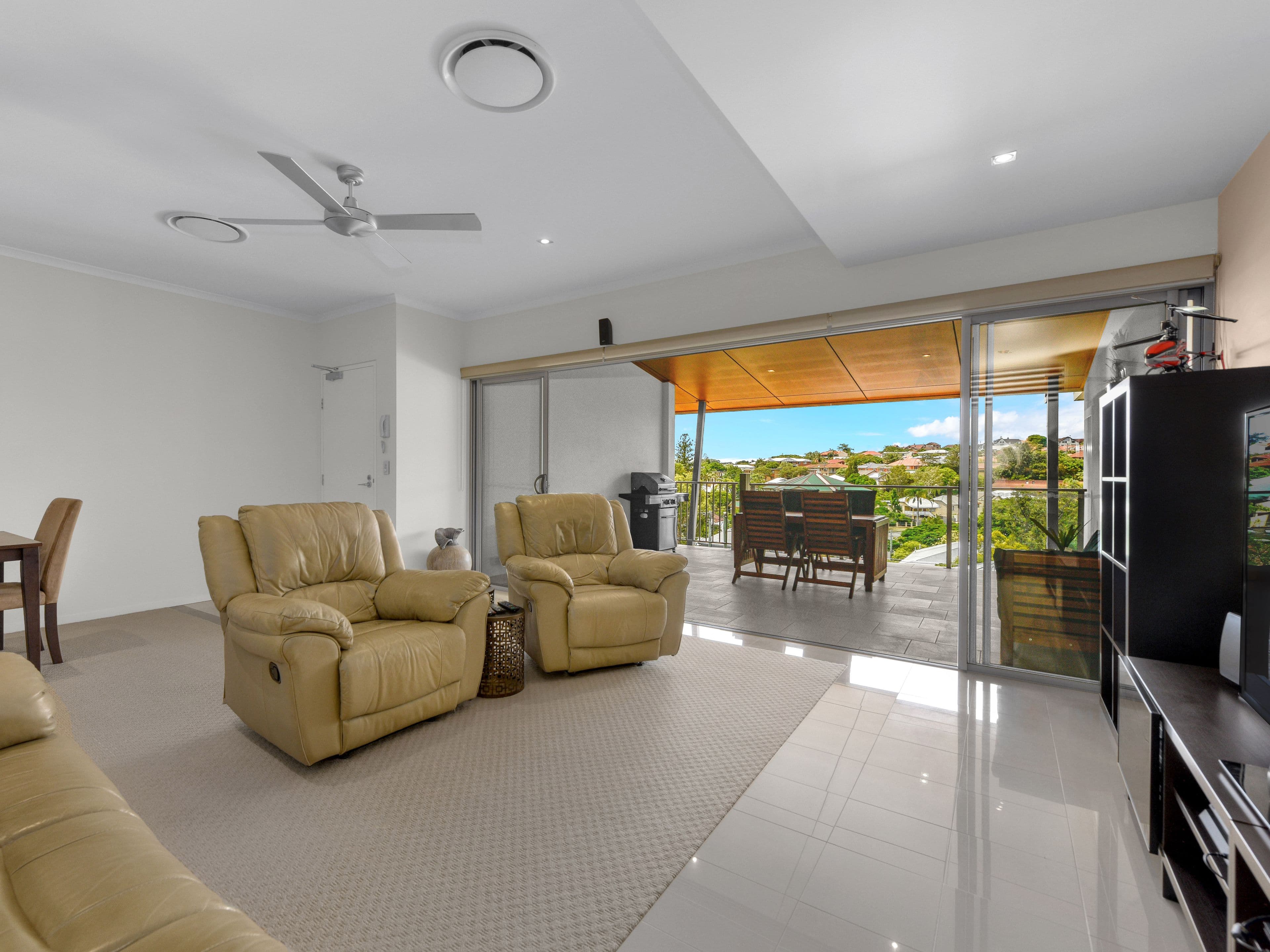 86 Pembroke Road, Coorparoo QLD 4151, Coorparoo - Thumbnail 4
