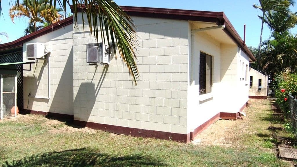 4 Veivers Close, WESTCOURT QLD 4870, Westcourt - Thumbnail 2