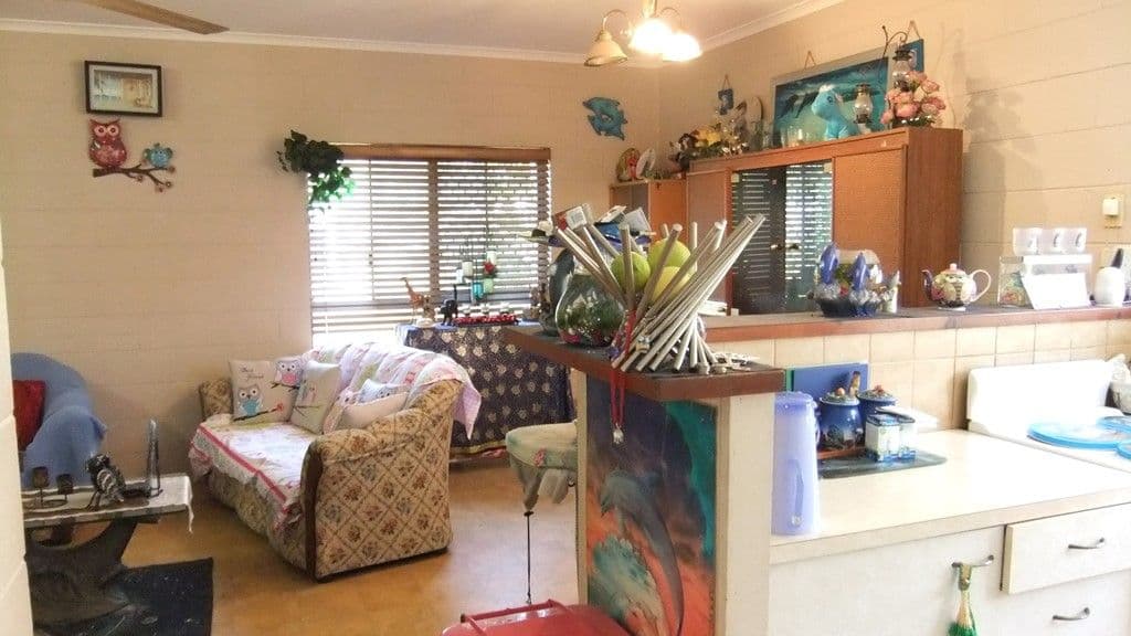 4 Veivers Close, WESTCOURT QLD 4870, Westcourt - Thumbnail 6