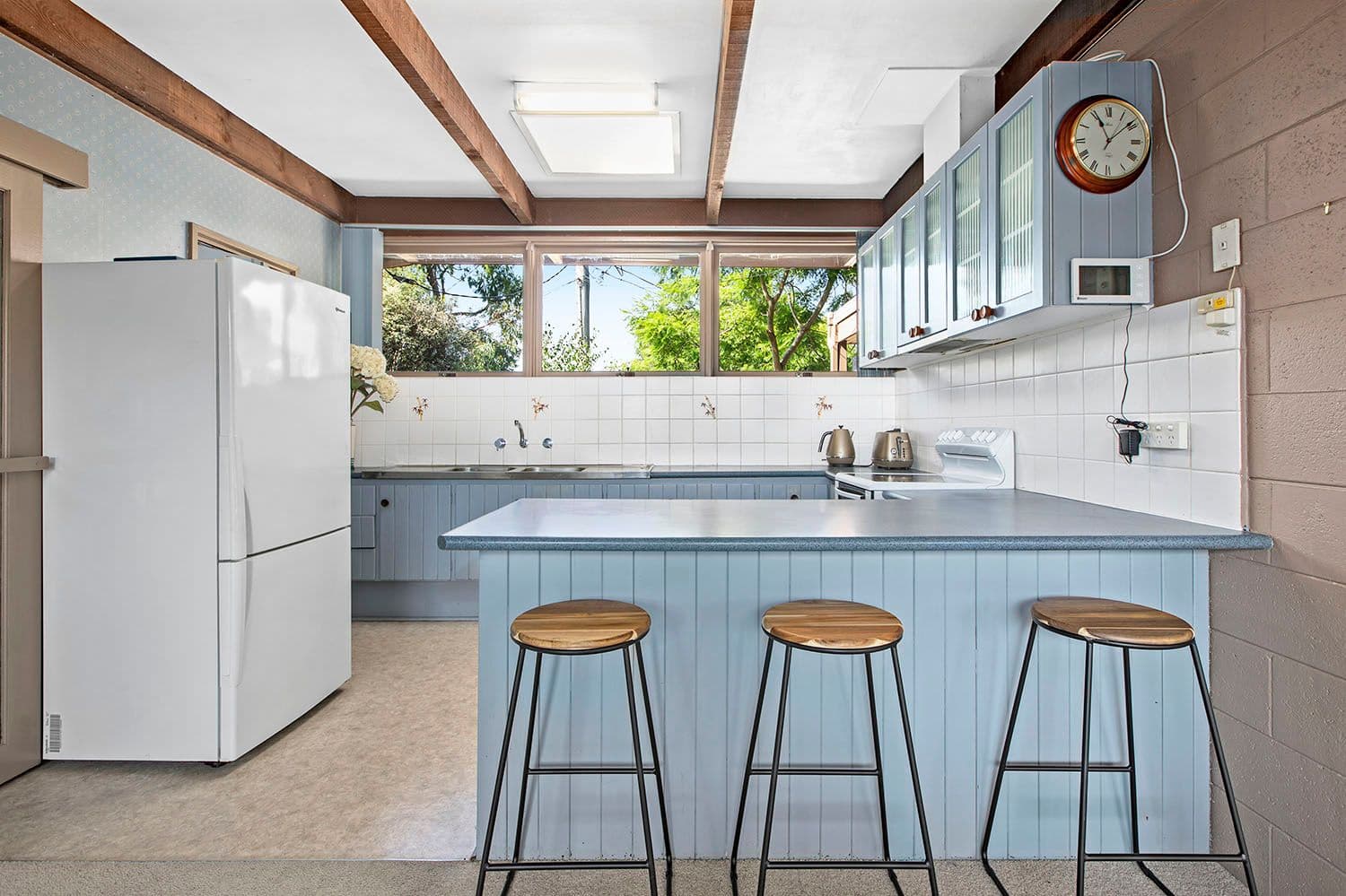 4 Amy Court, Mentone VIC 3194, Mentone - Thumbnail 3