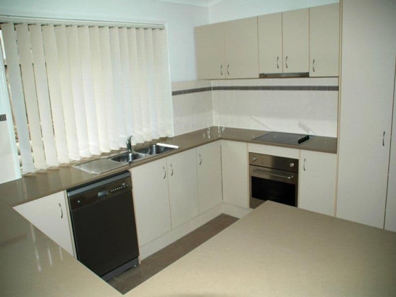 26 Storr Circuit, GOODNA QLD 4300, Goodna - Thumbnail 3