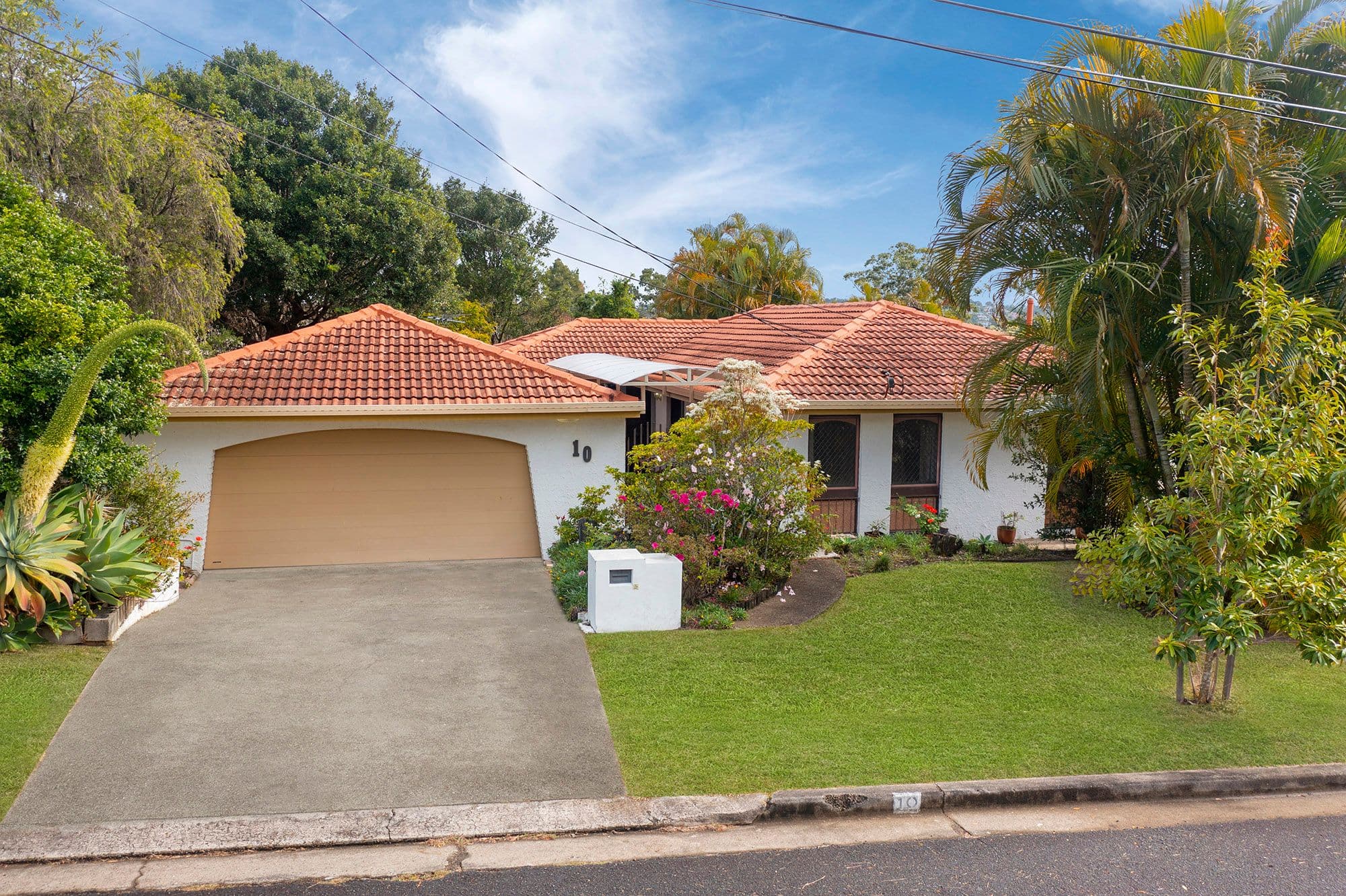 10 Wyclif Avenue, Springwood QLD 4127, Springwood - Image 1