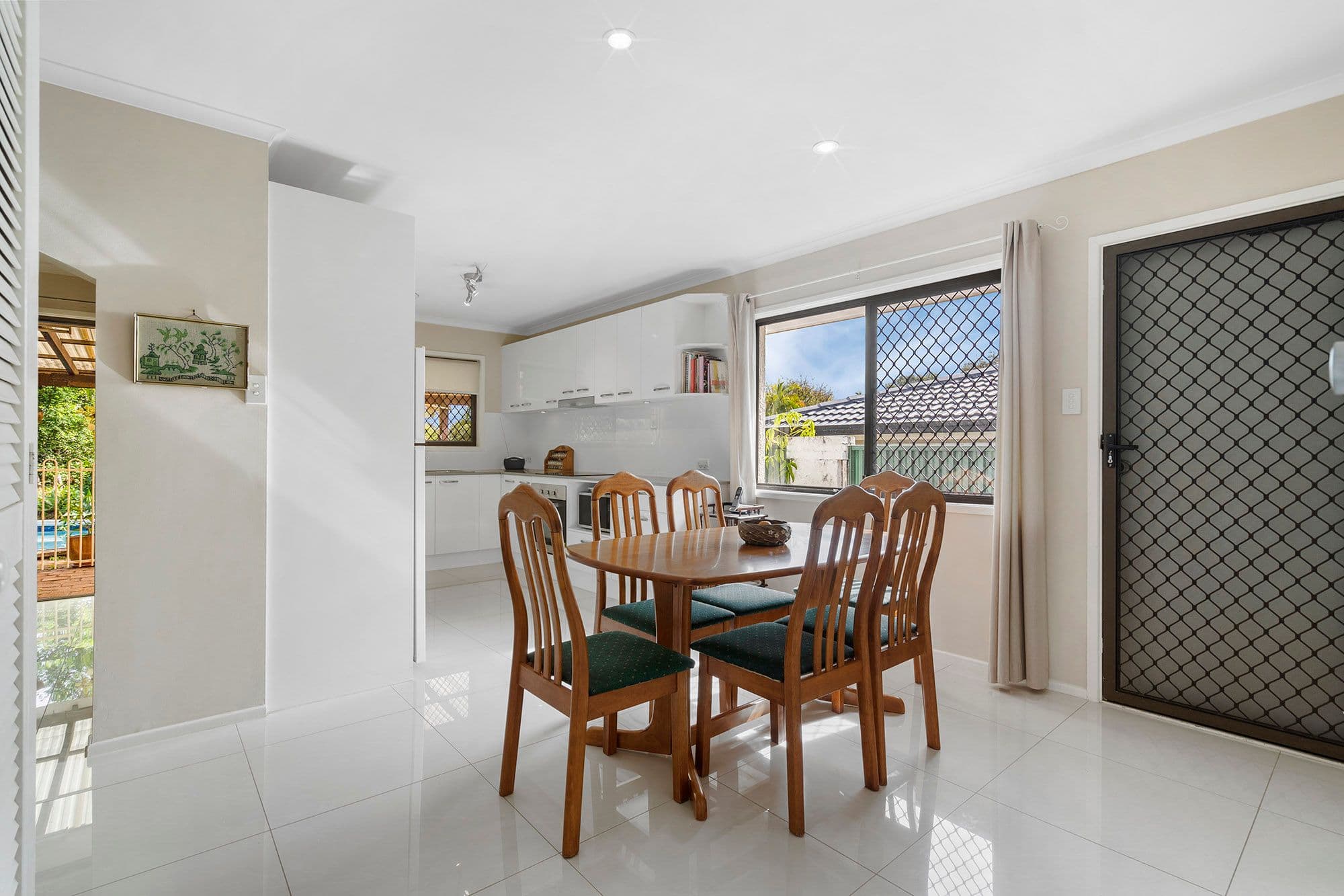 10 Wyclif Avenue, Springwood QLD 4127, Springwood - Thumbnail 8