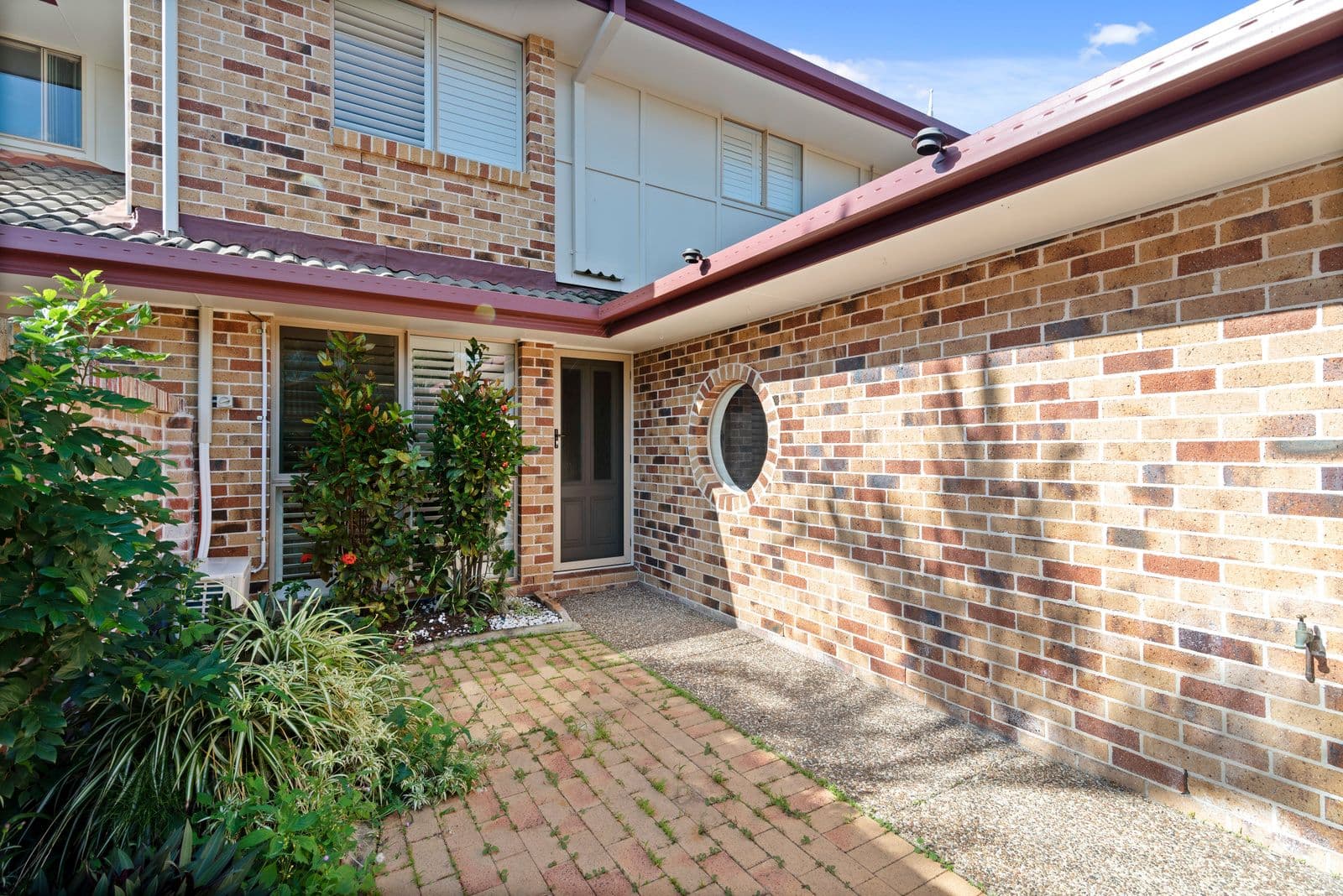 6-8 Cupania Place, Elanora QLD 4221, Elanora - Thumbnail 2