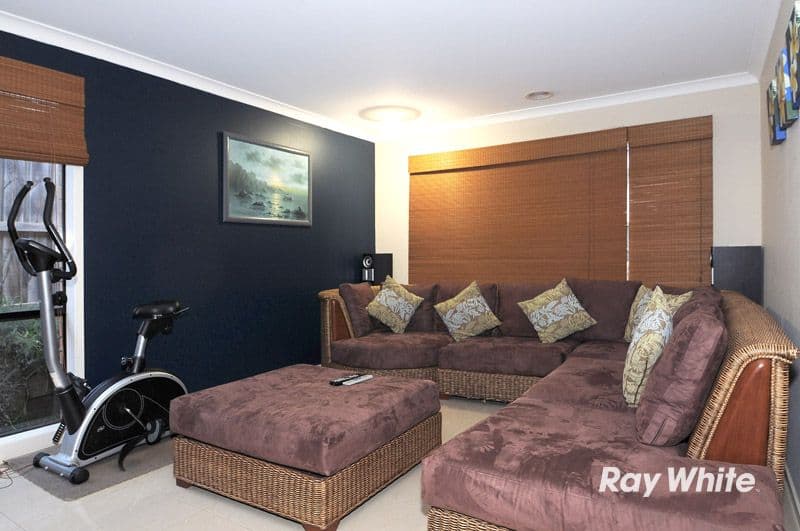 10 Yellowbox Crescent, LYNDHURST VIC 3975, Lyndhurst - Thumbnail 5