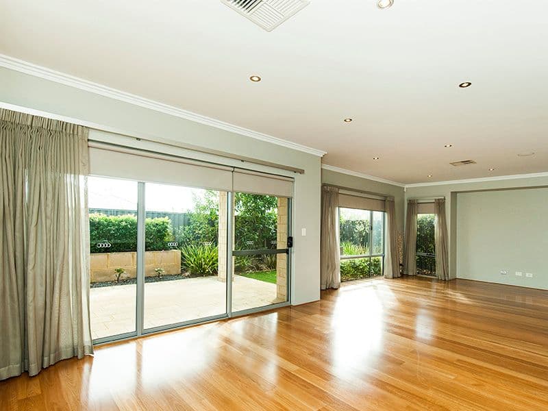 3 Strathmore Close, Baldivis WA 6171, Baldivis - Thumbnail 2