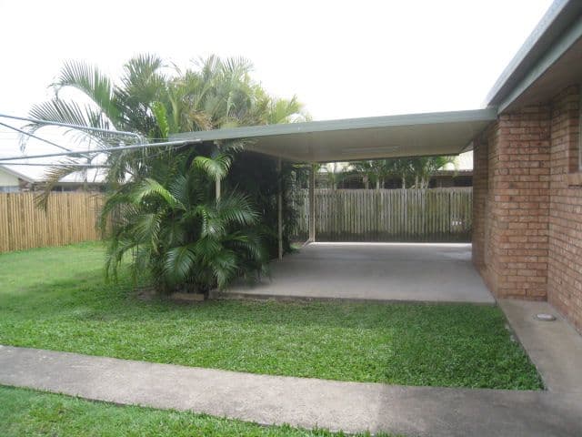 3 Waratah Street, BEACONSFIELD QLD 4740, Beaconsfield - Thumbnail 3