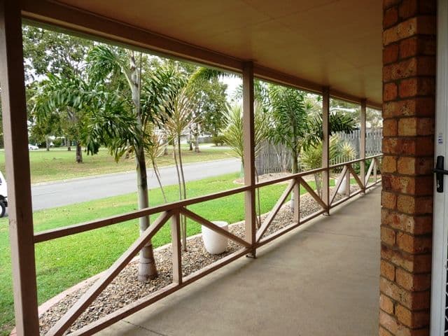3 Waratah Street, BEACONSFIELD QLD 4740, Beaconsfield - Thumbnail 4