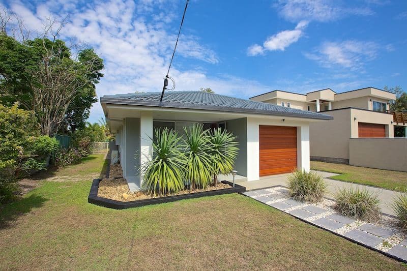 14 Deagon Drive, RUNAWAY BAY QLD 4216, Runaway Bay - Thumbnail 2
