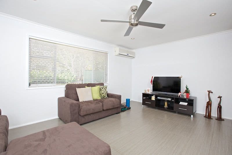14 Deagon Drive, RUNAWAY BAY QLD 4216, Runaway Bay - Thumbnail 5