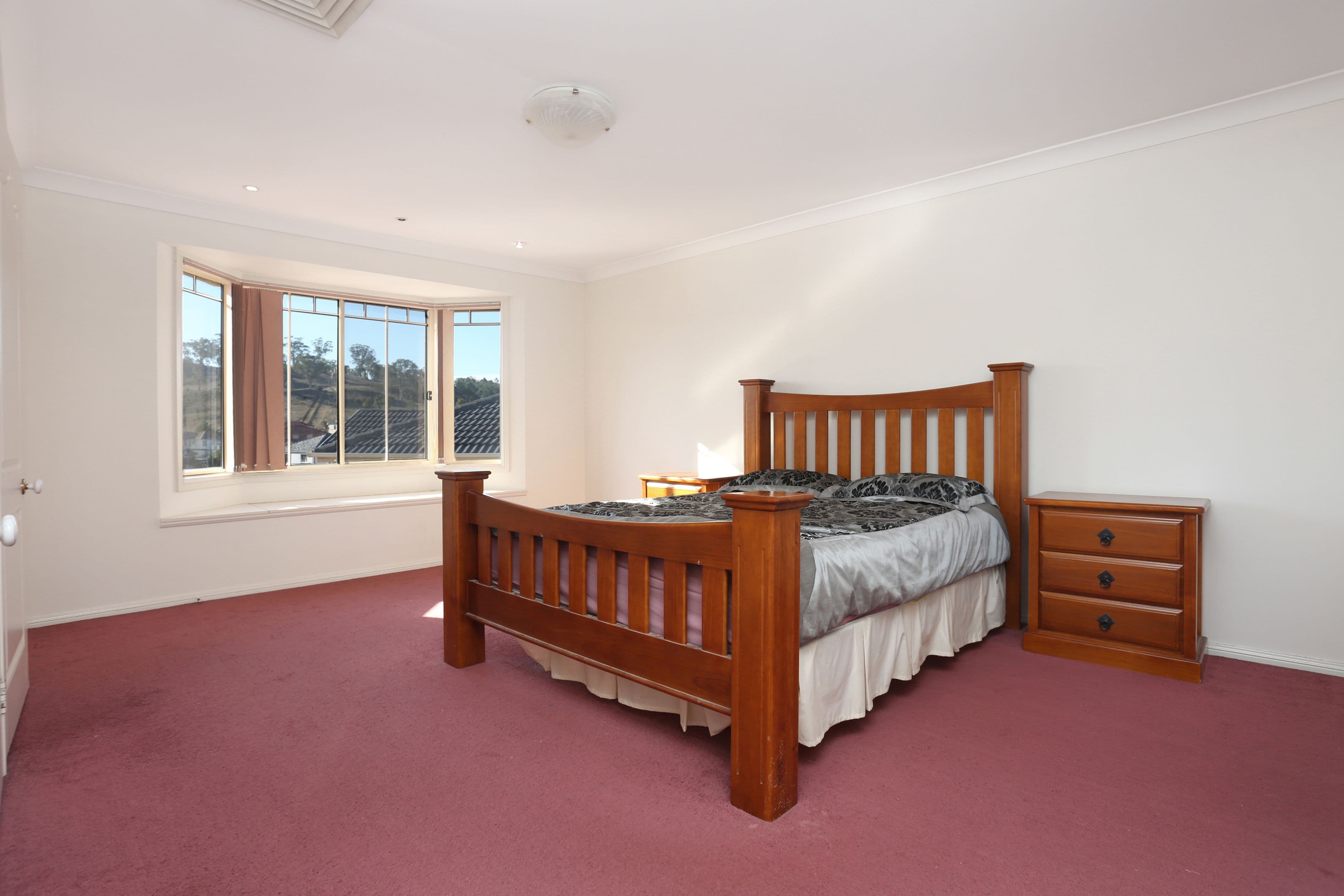 8 Philippa Close, Cecil Hills - Thumbnail 6