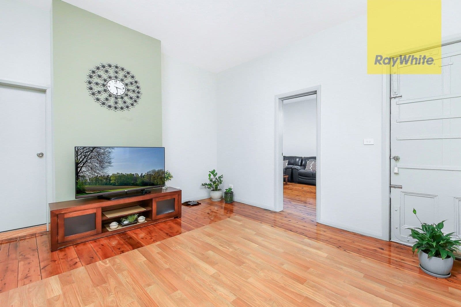 87 Woodville Road, Granville - Thumbnail 4