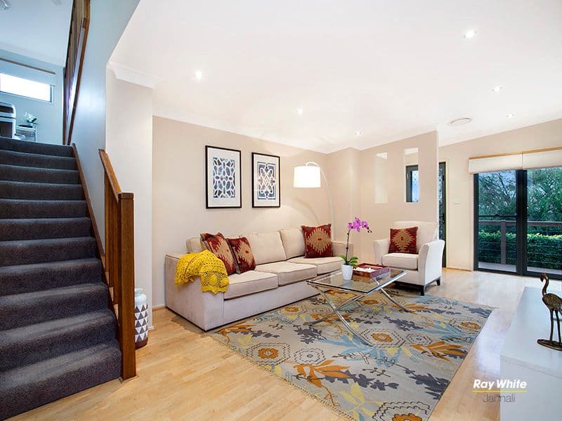 42 Laurina Avenue, Yarrawarrah NSW 2233, Yarrawarrah - Thumbnail 2