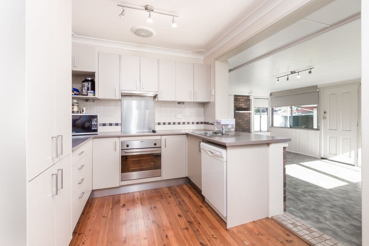 48 Holborrow Avenue, Richmond NSW 2753, Richmond - Thumbnail 2