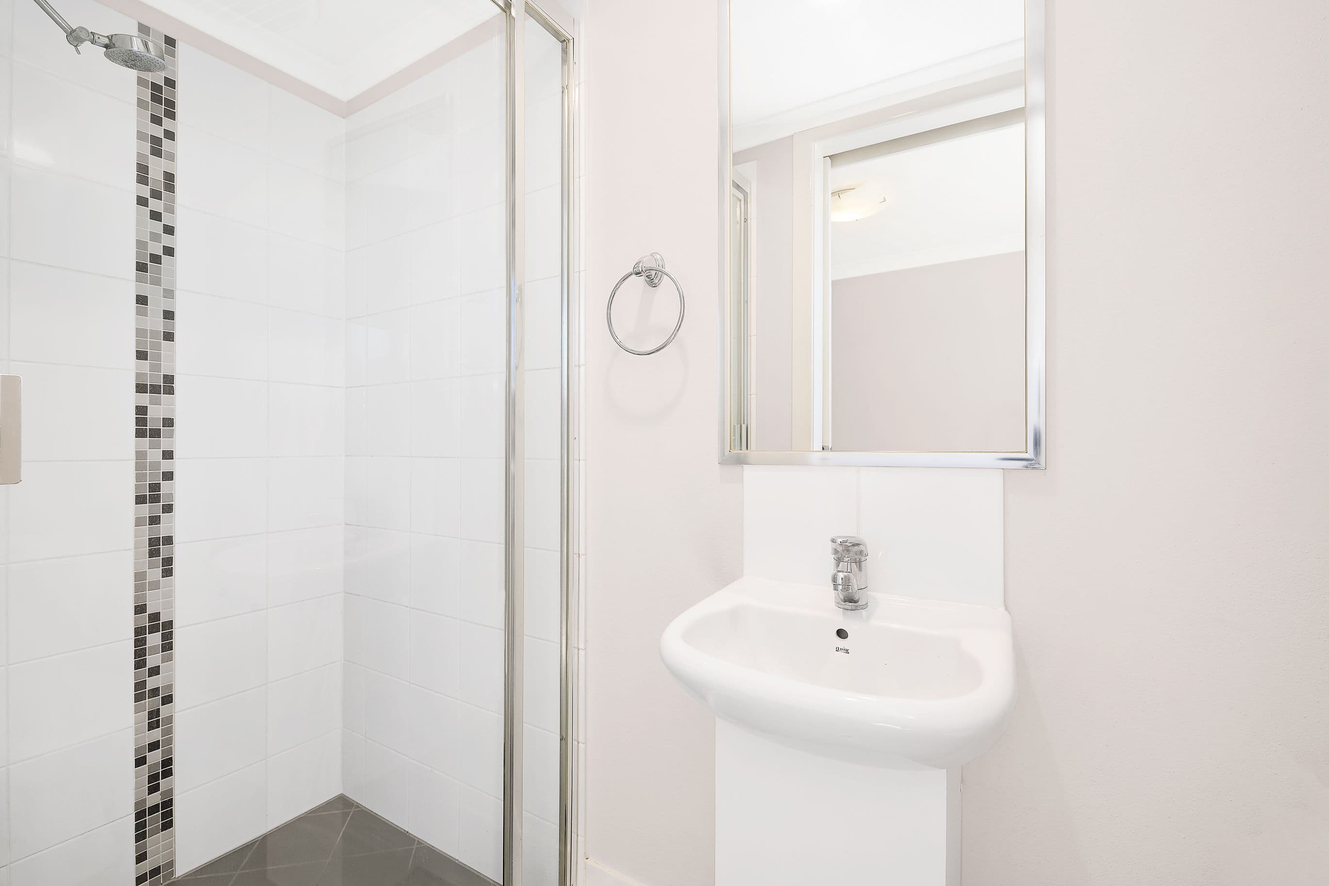 15 Nieppe Street, Kedron QLD 4031, Kedron - Thumbnail 5