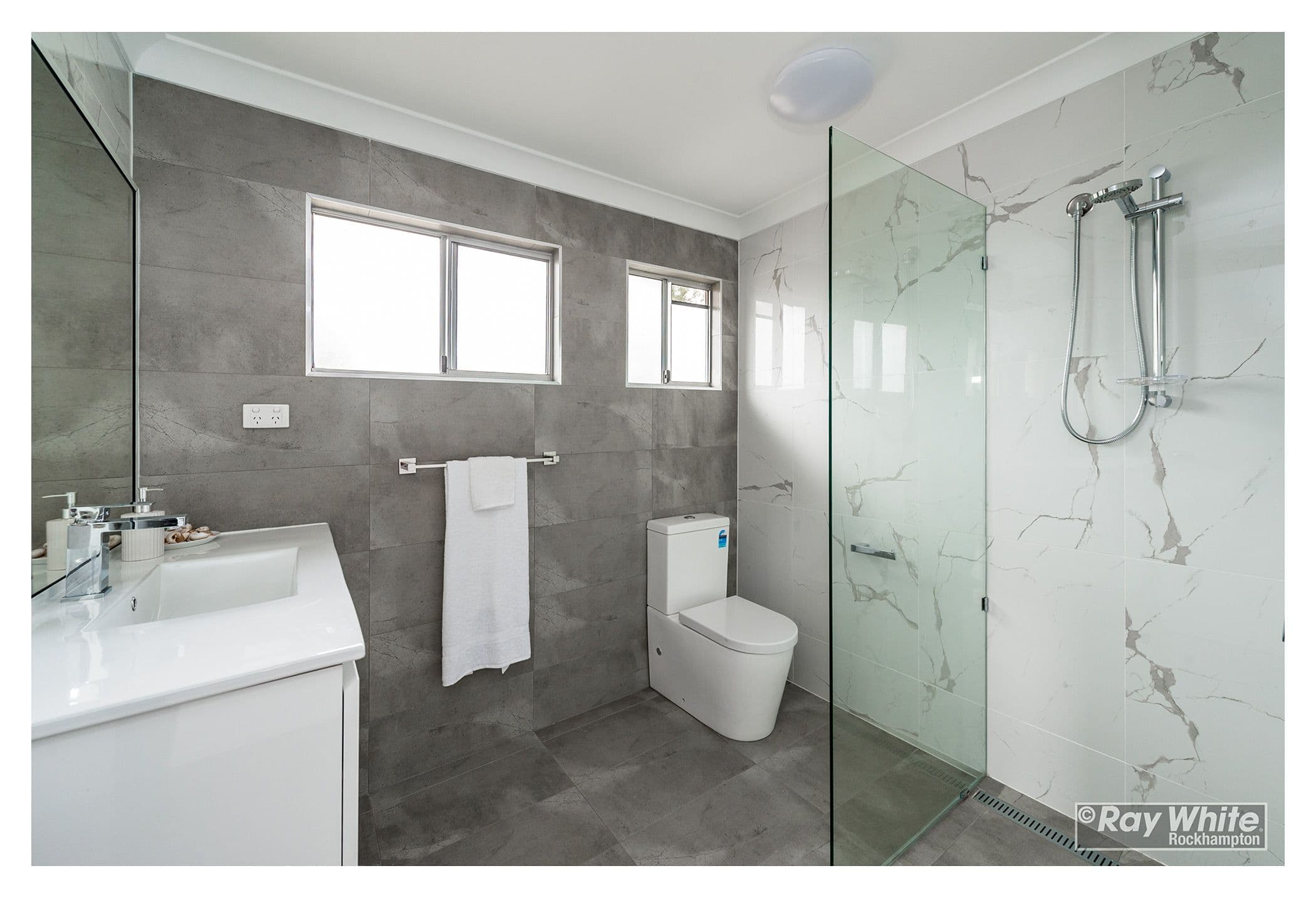 252 Carlton Street, Kawana QLD 4701, Kawana - Thumbnail 4