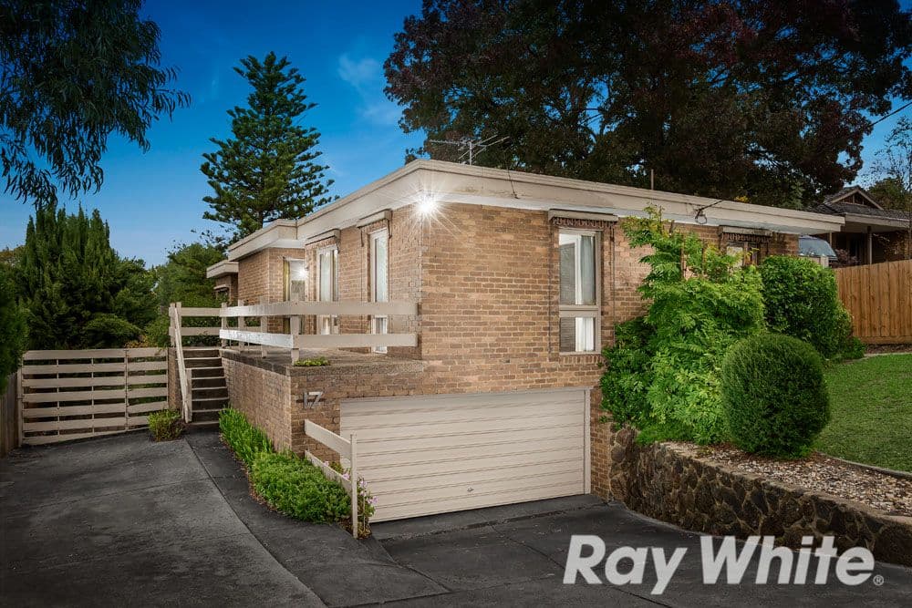 17 Lena Street, Viewbank VIC 3084, Viewbank - Image 1