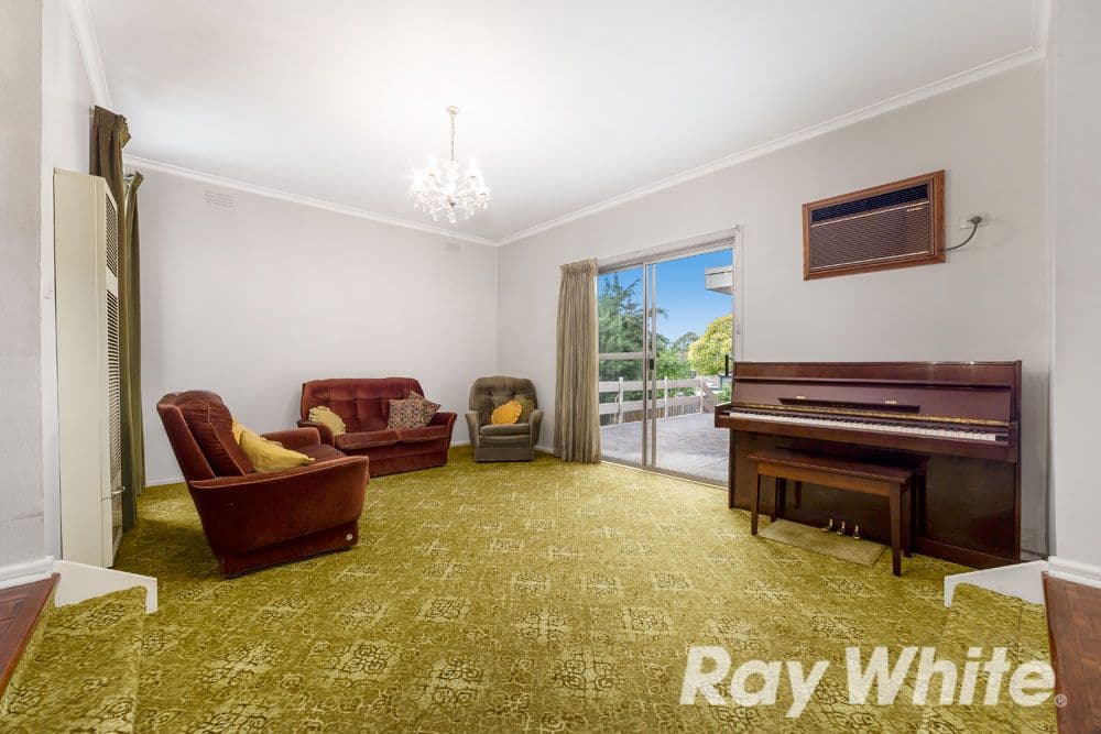 17 Lena Street, Viewbank VIC 3084, Viewbank - Thumbnail 2