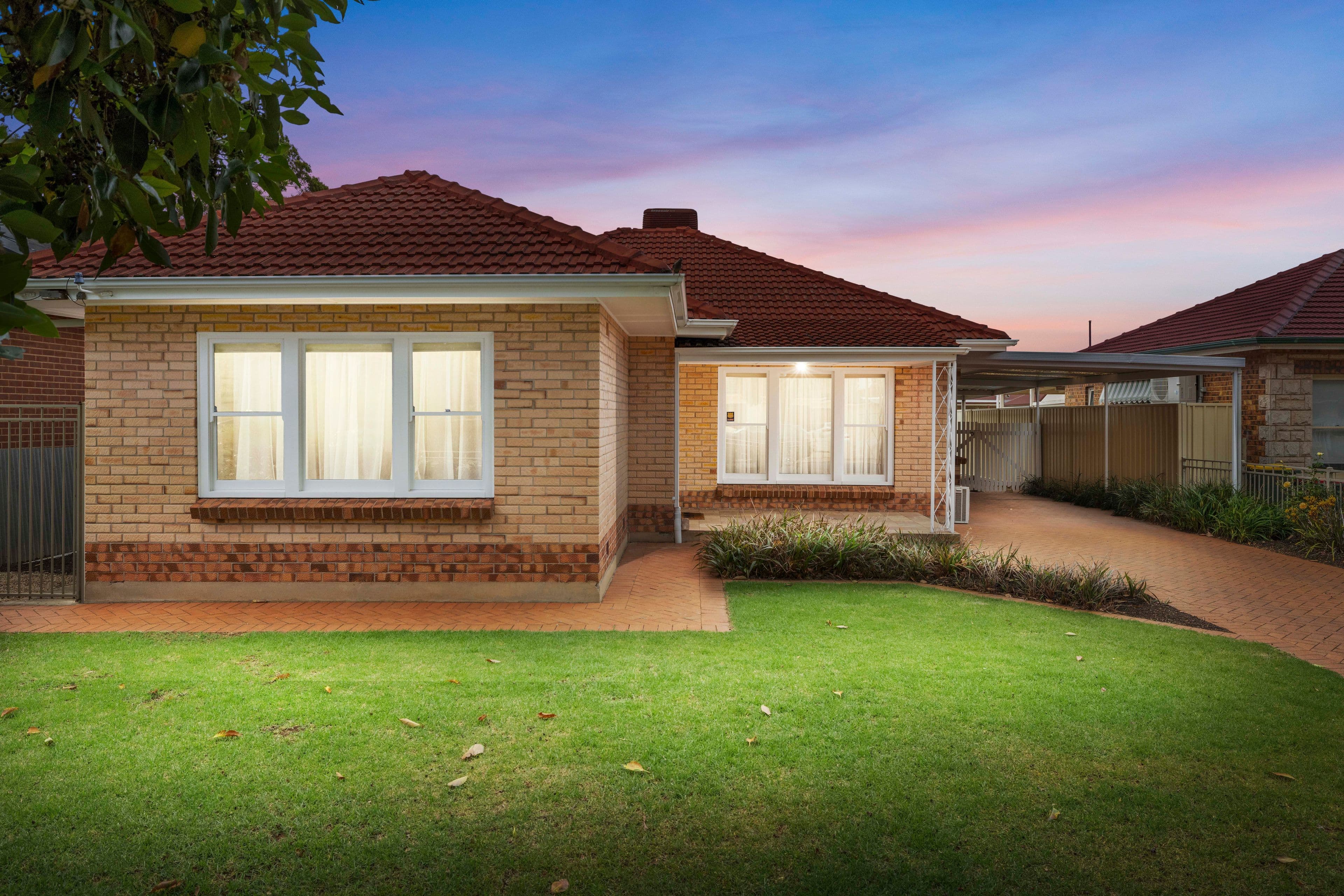 24 Dunrobin Road, Hove SA 5048, Hove - Image 1