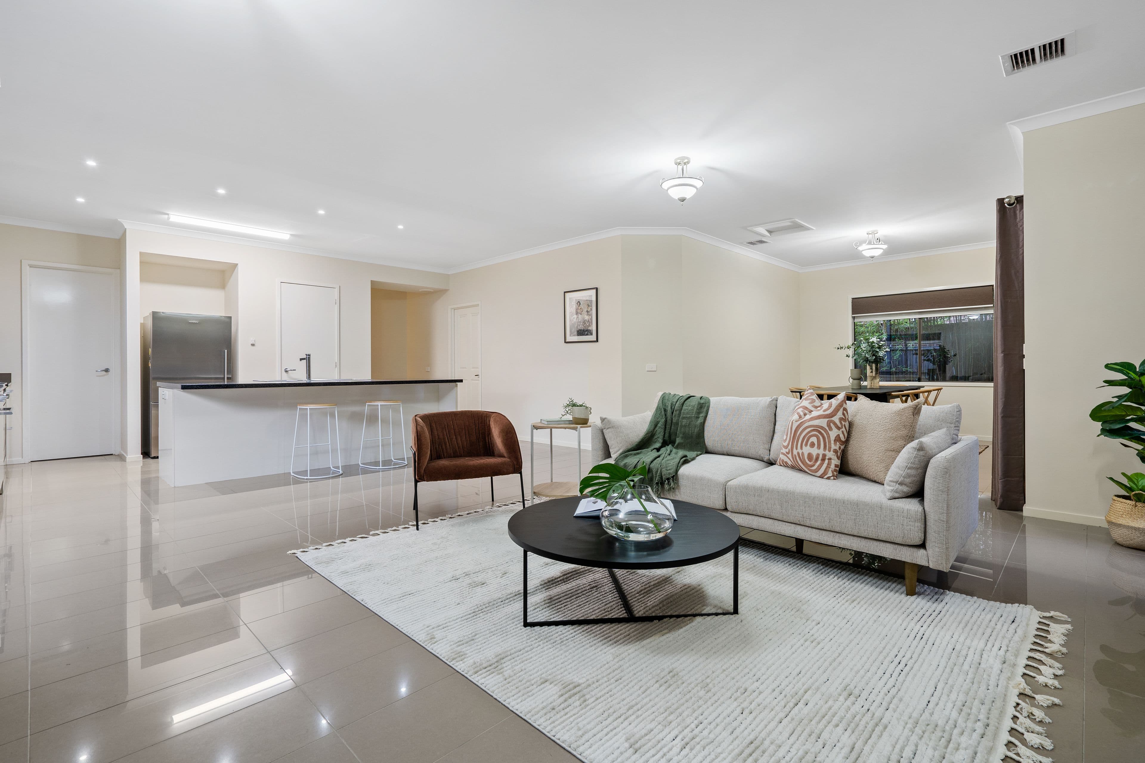 22 Palisades Boulevard, South Morang VIC 3752, South Morang - Thumbnail 3