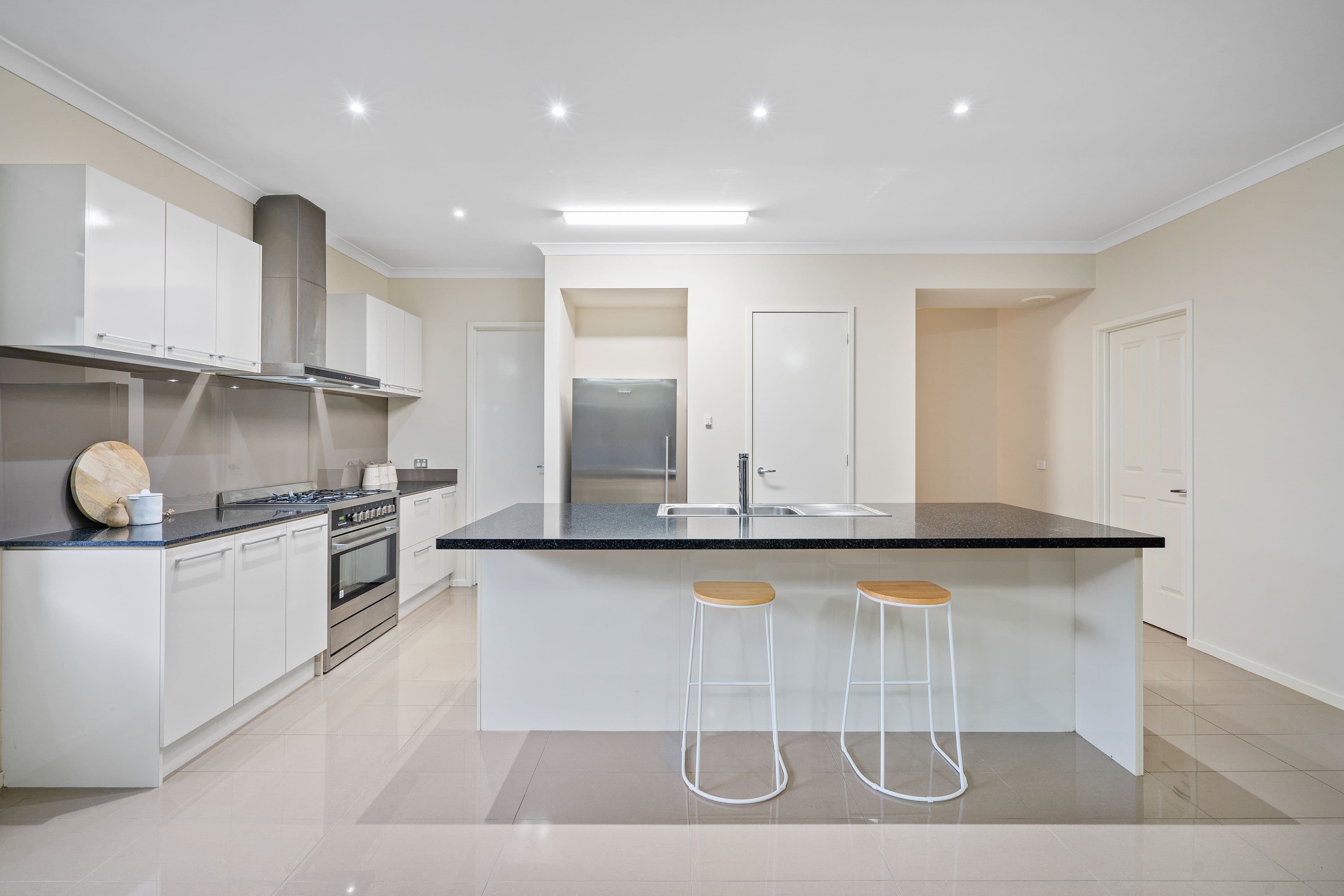 22 Palisades Boulevard, South Morang VIC 3752, South Morang - Thumbnail 5