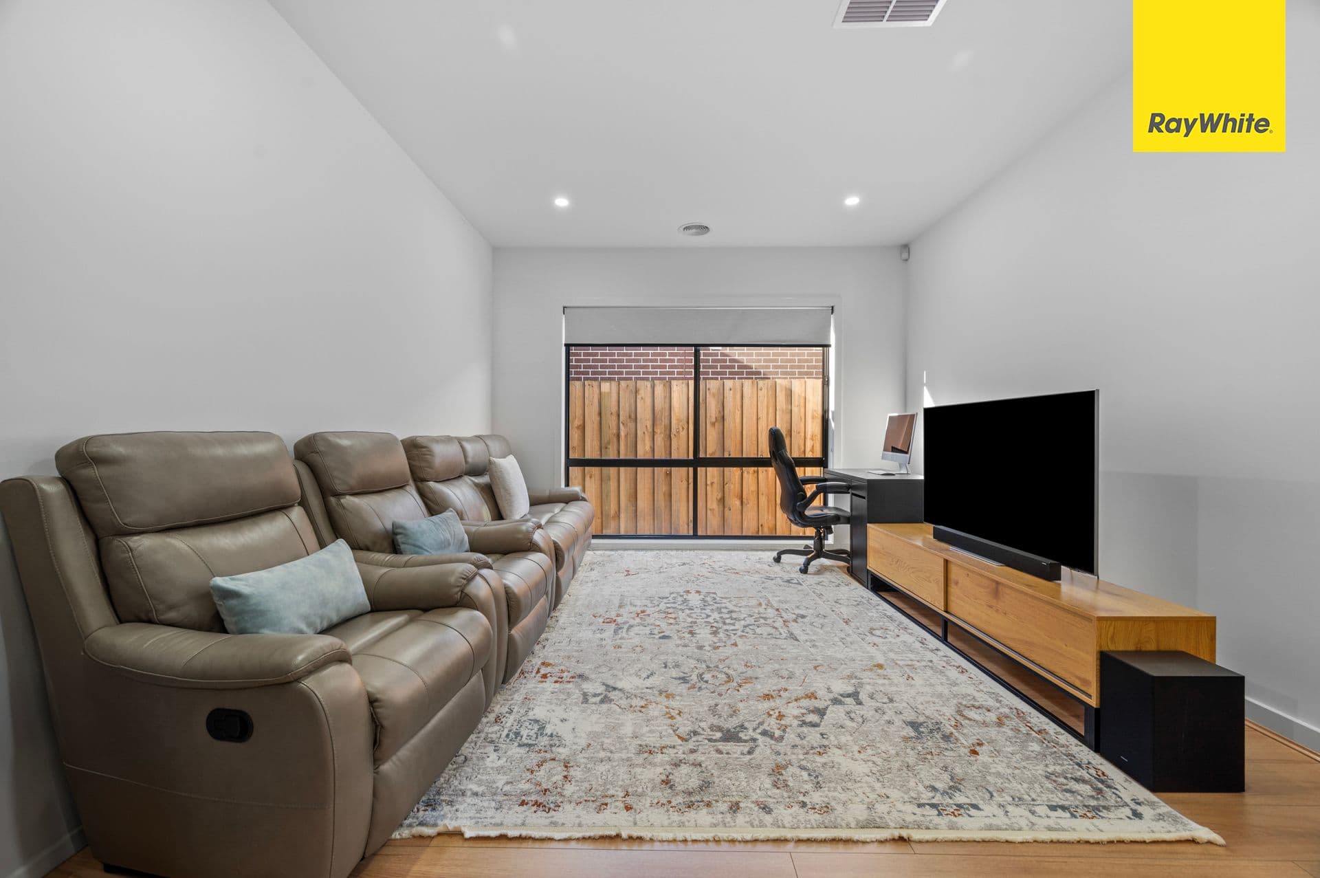 5 Yeoman Street, Melton South VIC 3338, Melton South - Thumbnail 7