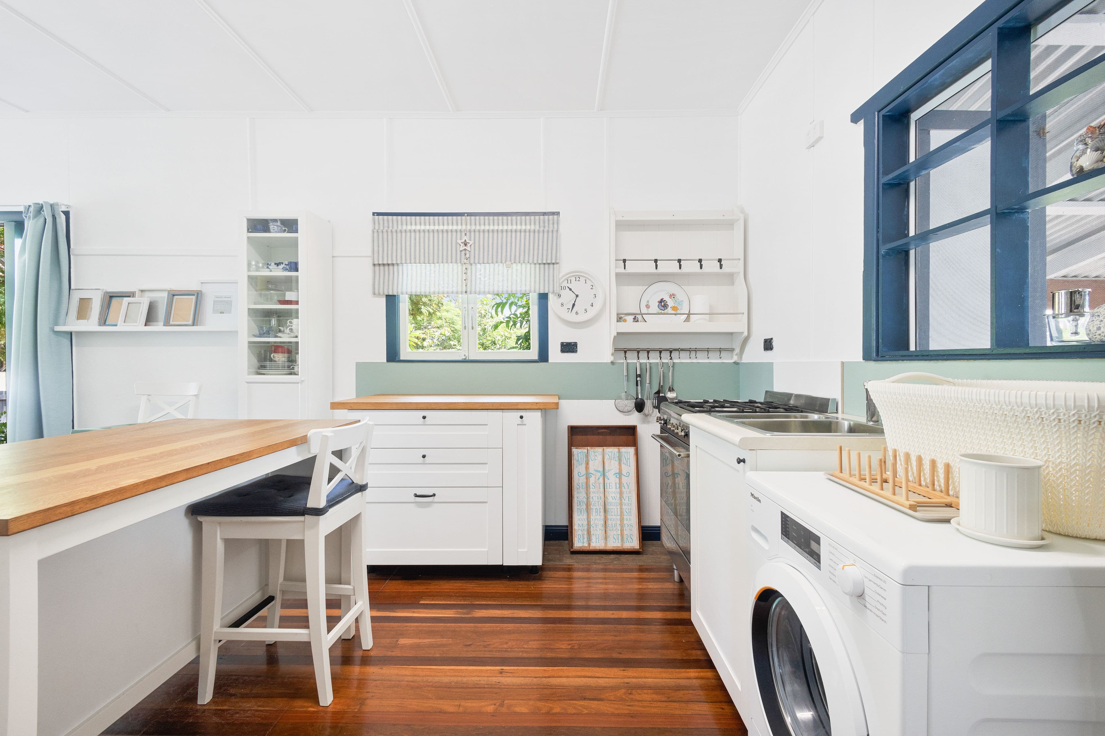 38 Gerald Avenue, Clontarf QLD 4019, Clontarf - Thumbnail 5