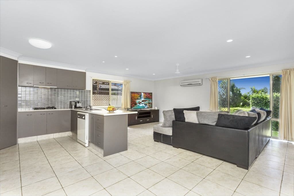 32 Sonata Drive, Warner QLD 4500, Warner - Thumbnail 2