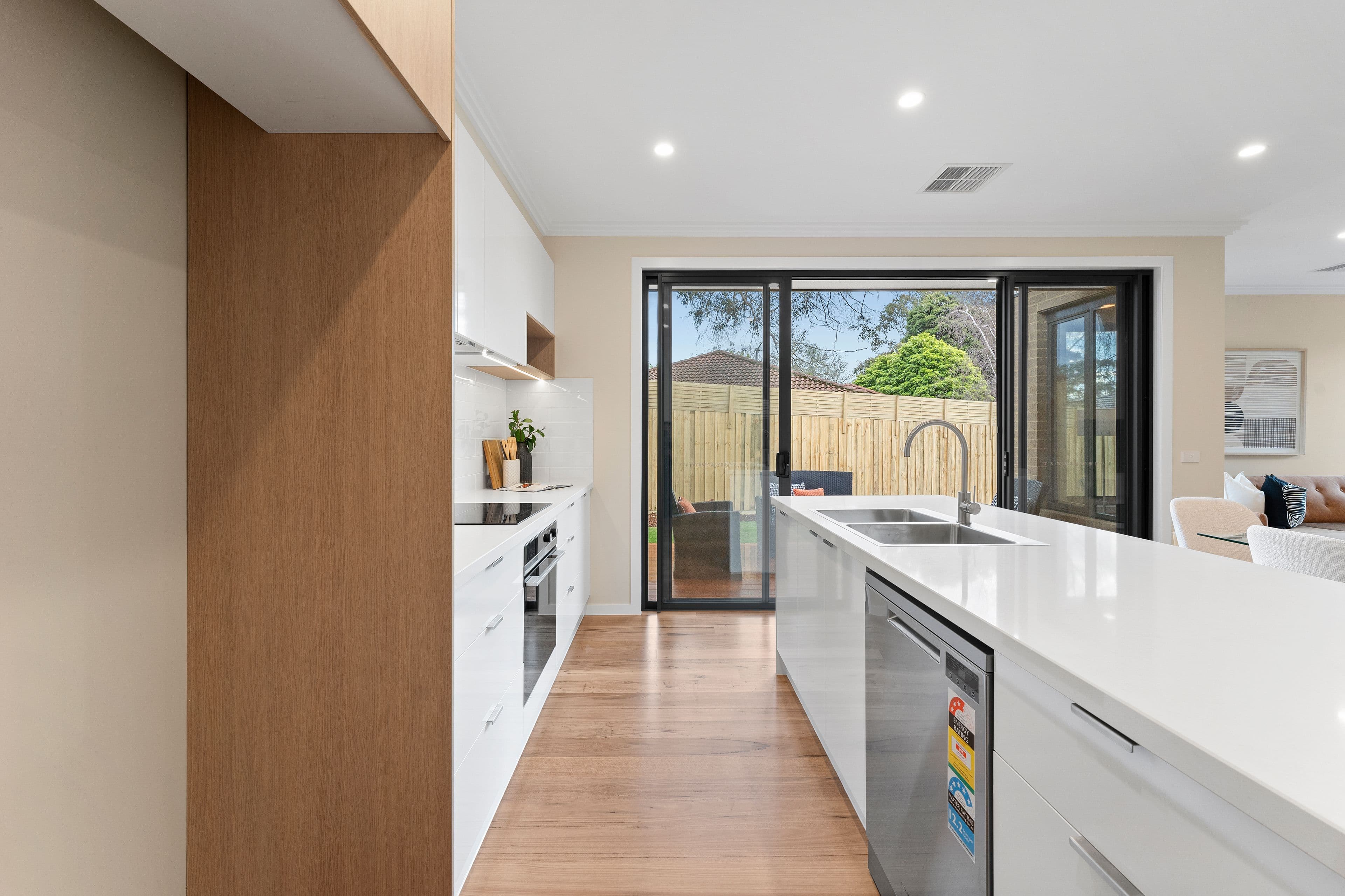 2B Mcdonald Crescent, Boronia VIC 3155, Boronia - Thumbnail 4